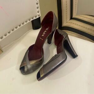 Prada pump heels shoes size 38